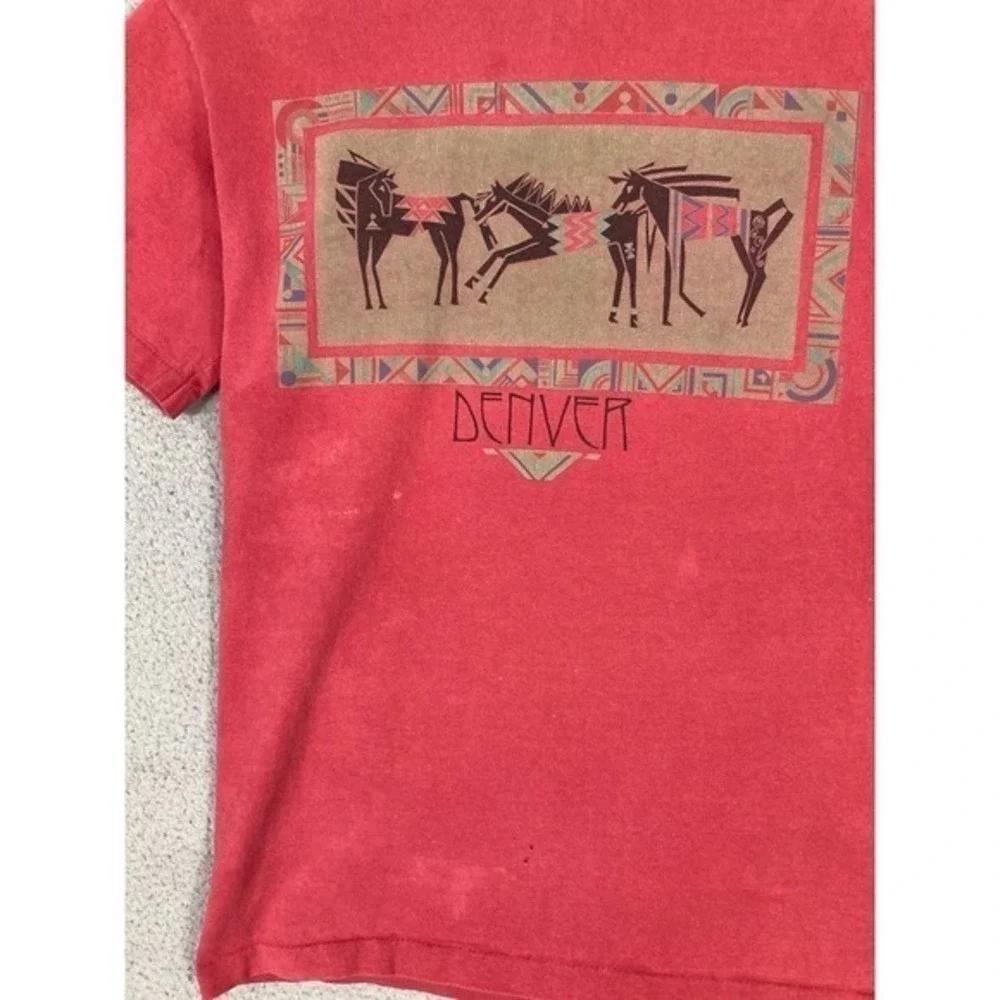 Vintage Denver CO Red Shirt Mens M Distressed Anvil Tag Retro City Tee Top - Picture 9 of 12